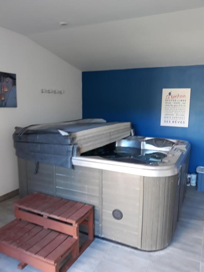 Hotes De L'Isle Saint-Medard-de-Mussidan エクステリア 写真
