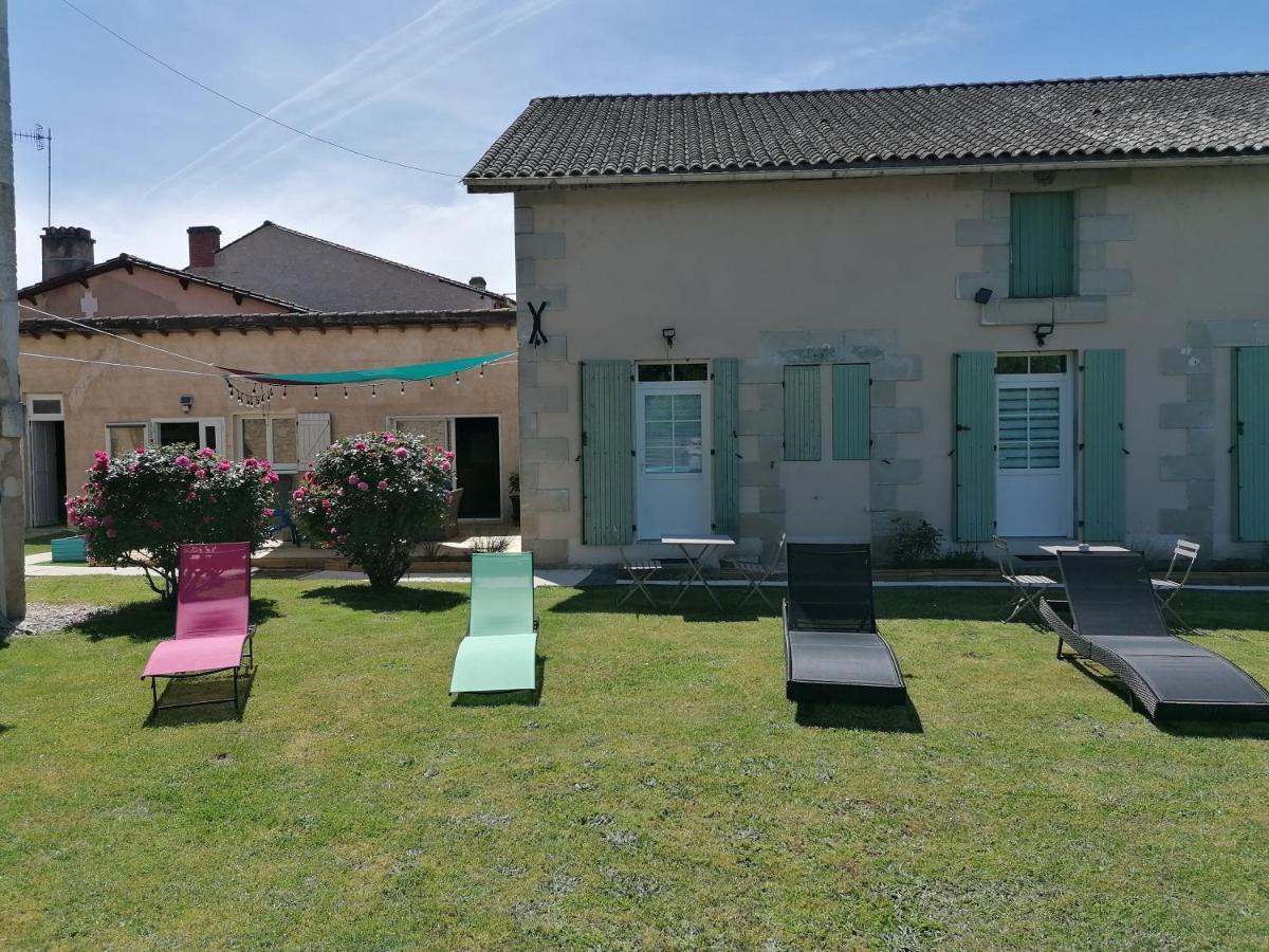 Hotes De L'Isle Saint-Medard-de-Mussidan エクステリア 写真